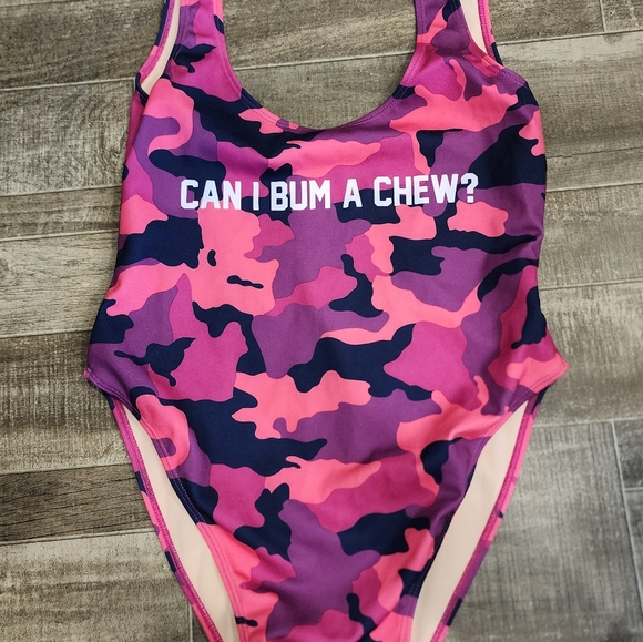 Private Party One Piece Pink Camo Country Girl Bum a Chew Redneck Humor M/L NWOT - Picture 2 of 7